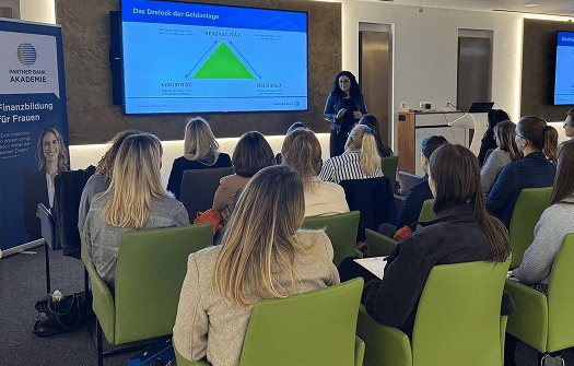 Workshops Elham Ettehadieh.