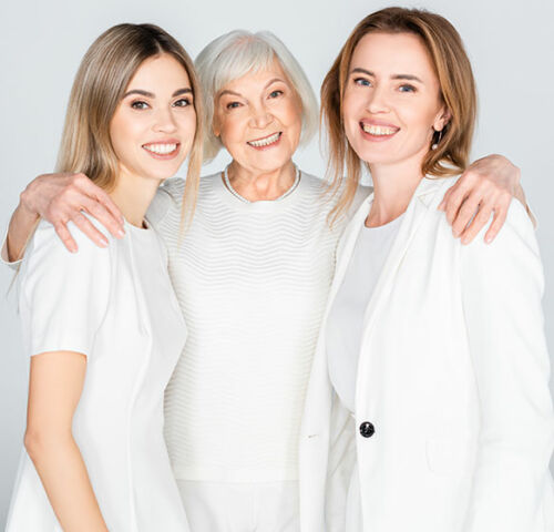Frauen sind besonders von der Pensionslücke betroffen, aufgrund von Care-Arbeit und Teilzeitjobs. 